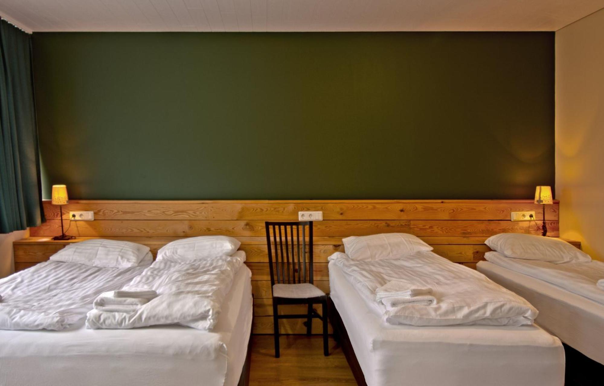 Hotel Post Breiðdalsvík Buitenkant foto