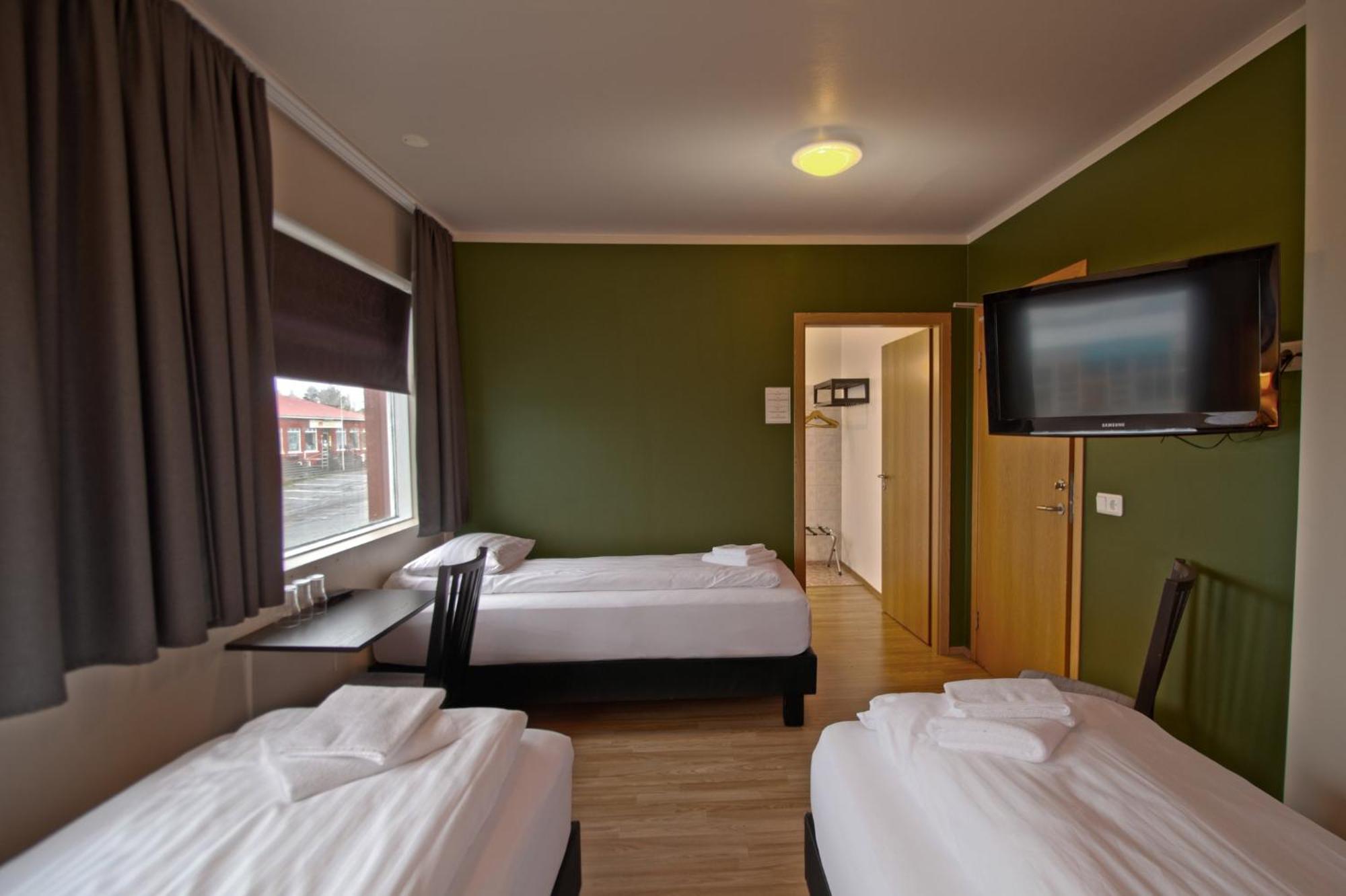 Hotel Post Breiðdalsvík Buitenkant foto