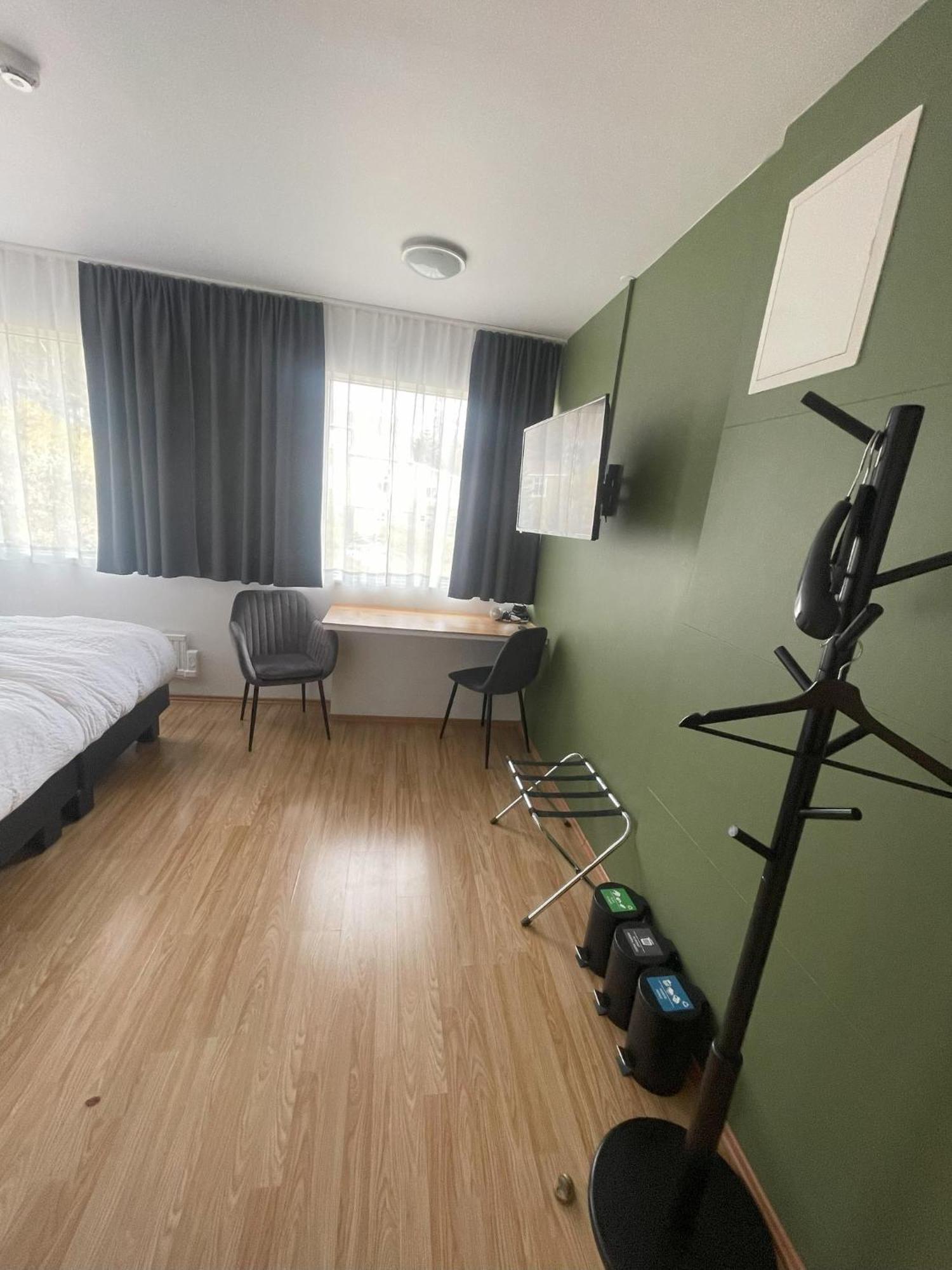 Hotel Post Breiðdalsvík Buitenkant foto